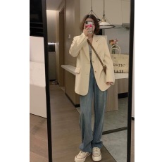 批发白<b class='q'>色</b><b class='q'>西装</b>外套女2024春秋季新款小个子高级感炸街宽松休闲气质西服