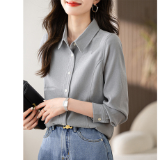 批发实拍2025秋冬加厚磨毛细绒纯色宽松显瘦长袖<b class='q'>衬衫</b>女可叠穿秋冬新