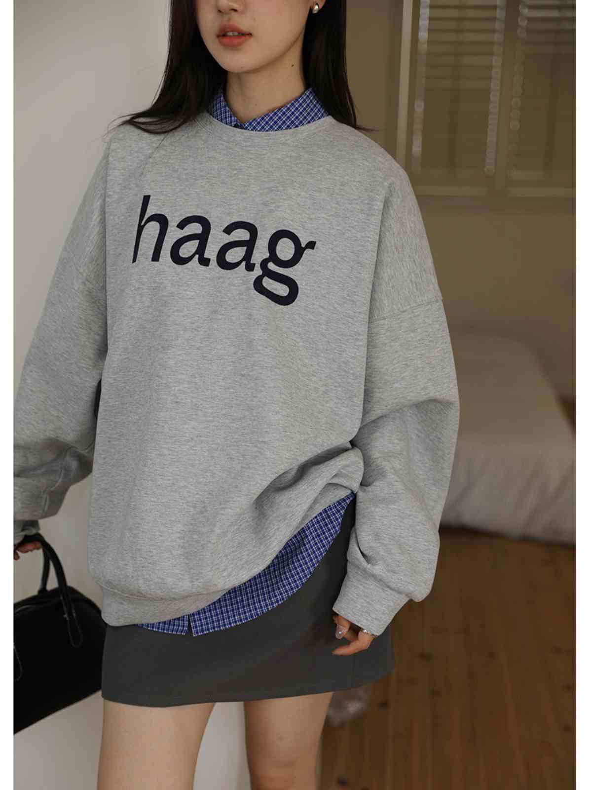 Loose thin pullover letter oversized hoodie for women, autumn outfit with plush versatile round neck_voghion.com