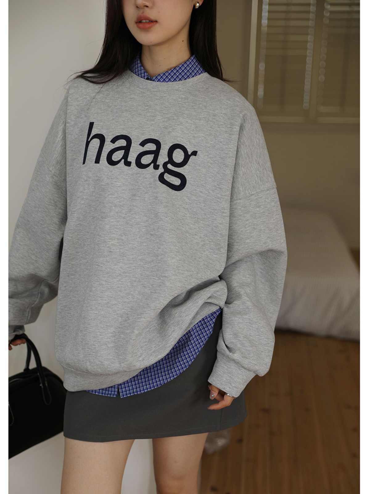 Loose thin pullover letter oversized hoodie for women, autumn outfit with plush versatile round neck_voghion.com