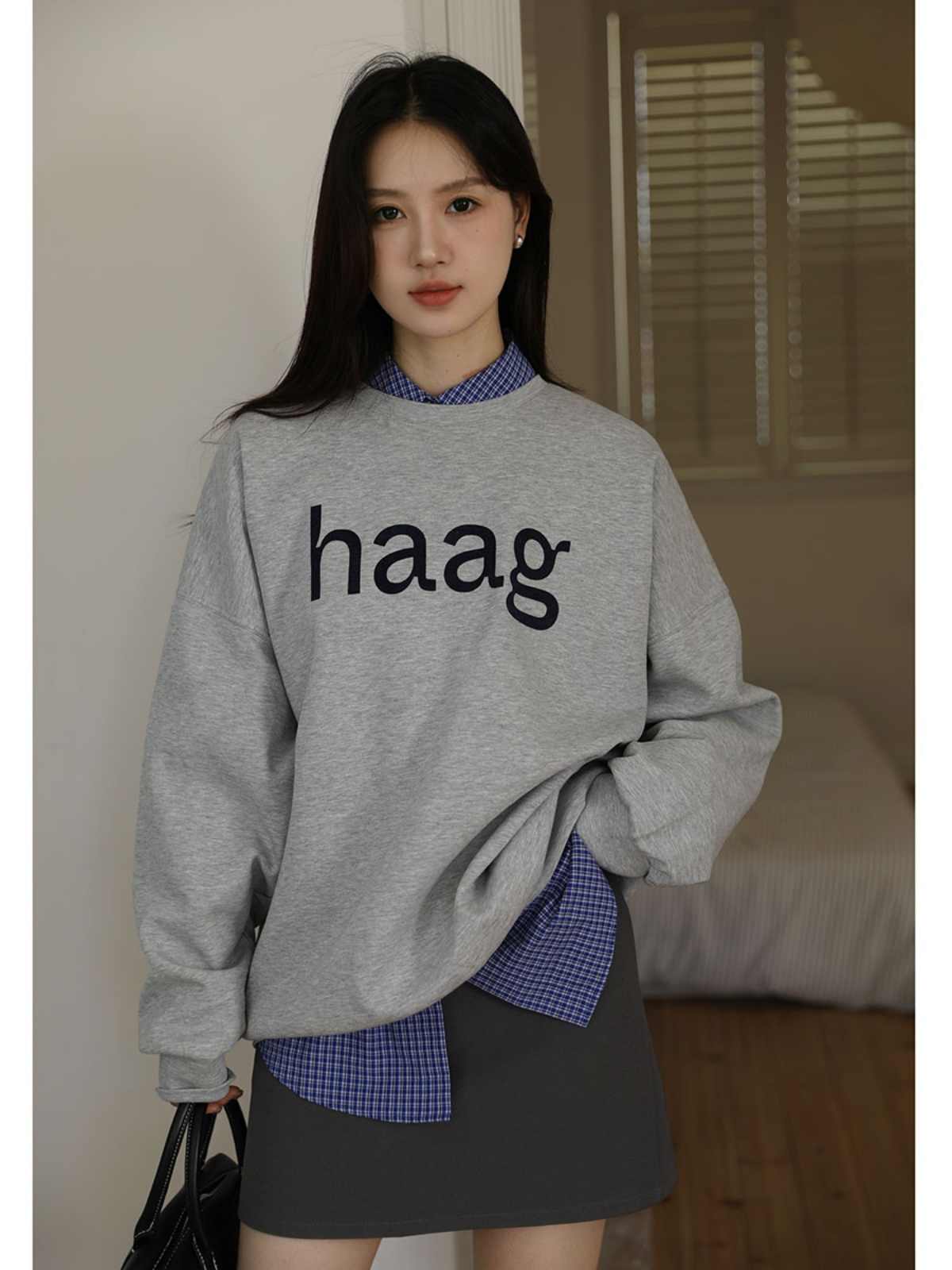 Loose thin pullover letter oversized hoodie for women, autumn outfit with plush versatile round neck_voghion.com