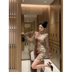 批发性感高领百搭印花虎纹收腰显瘦连衣裙