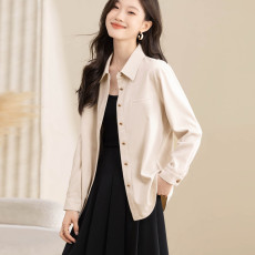 批发原版面料实拍2025新款小蜜蜂扣磨毛设计感内搭叠穿复古灯芯绒上衣