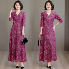 批发妈妈婚宴礼服高贵年轻玫红色春装2026新款喜婆婆喜服结婚<b class='q'>连衣裙</b>