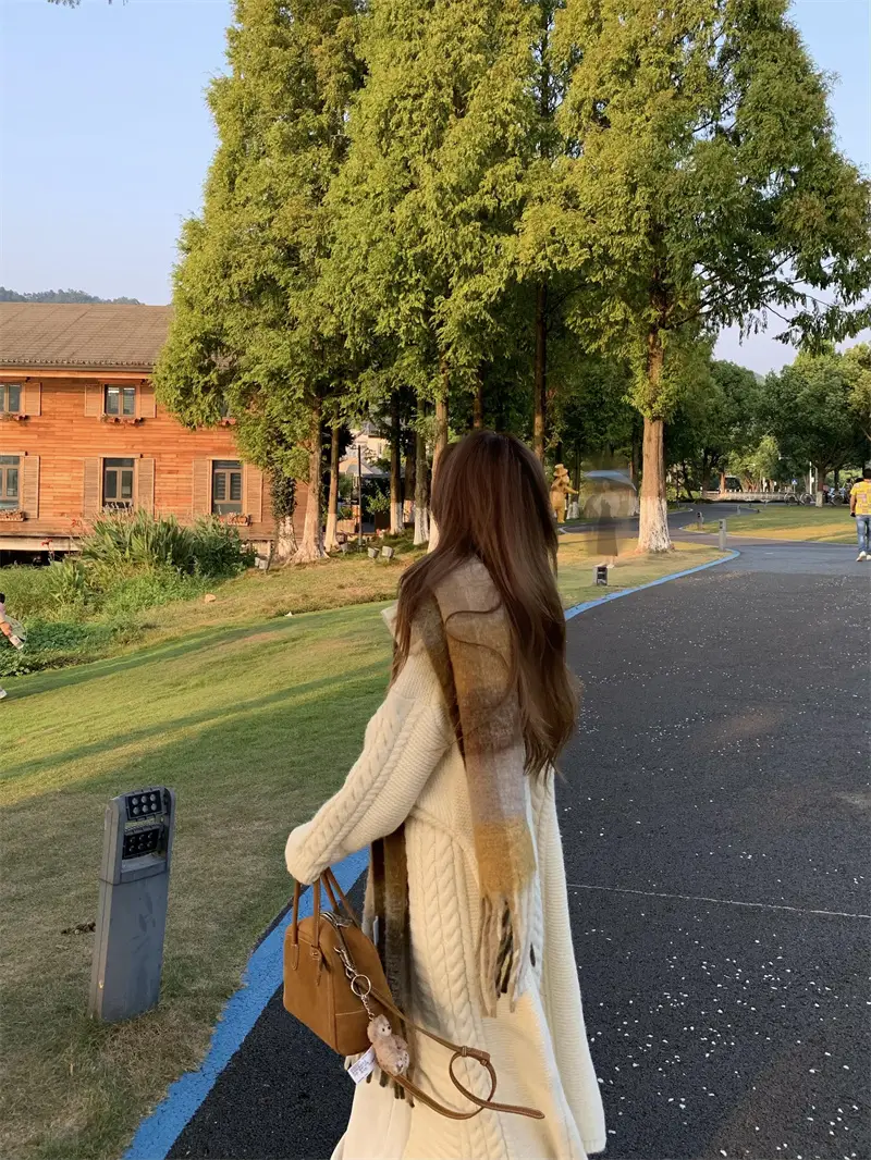 여성용 넥라인 니트 가디건 상세 이미지 4