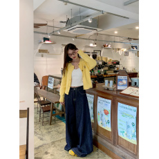 批发实拍实价~韩版时尚经典麻花<b class='q'>圆领</b><b class='q'>针织</b><b class='q'>开衫</b>外套+高腰直筒拖地牛仔裤