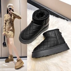 批发2024冬季新款厚底雪地靴女面包鞋货号