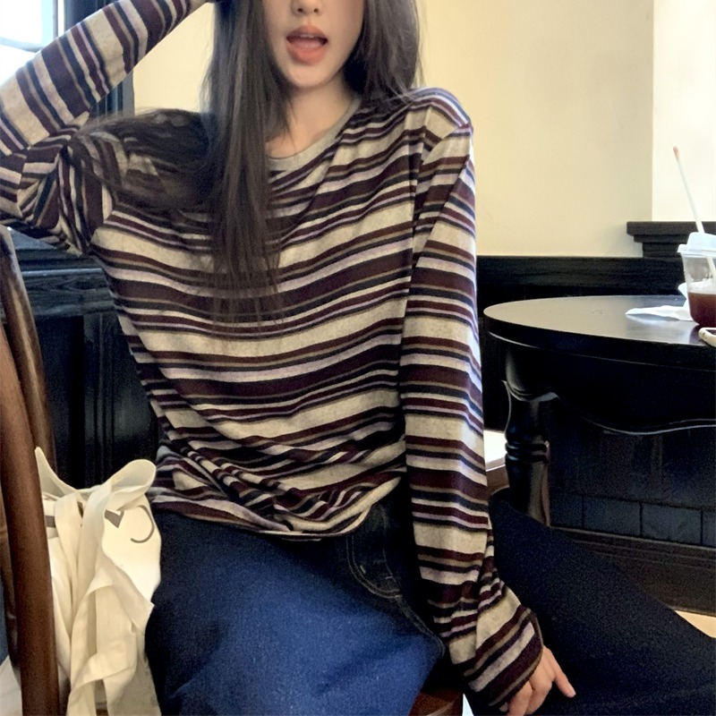 Actual shot~Striped knitted long-sleeved T-shirt for women in autumn, round neck inner layering shirt, loose retro lazy top