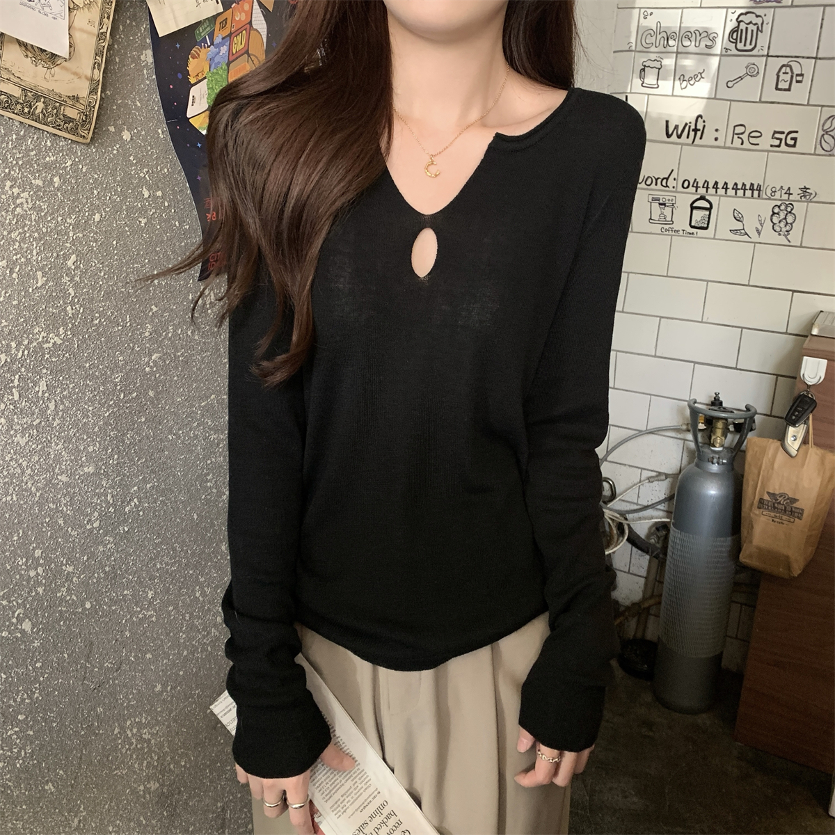 Actual shot of autumn and winter Korean style semi-open collar temperament hollow soft waxy 6 wool knitted bottoming shirt long-sleeved top for women