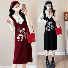 批发实拍新款孕妇针织秋<b class='q'>冬</b>宽松显瘦时尚潮妈拼接假两件套连衣裙