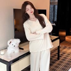 批发加抗静电工艺德绒带胸垫睡衣女秋冬季长袖<b class='q'>长裤</b>套装宽松家居服