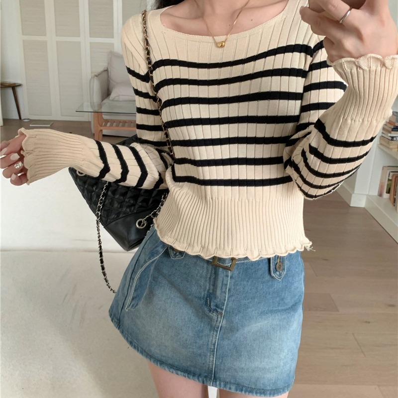 Real shot price Square collar knitted striped long-sleeved T-shirt women's slim fit inner layering shirt top