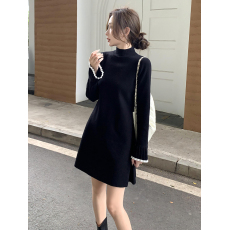 批发秋冬新款内搭针织连衣裙女小黑裙<b class='q'>中长款</b>打底小个子毛衣a字毛衣裙