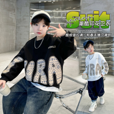 批发| 官图实价 | 纯棉华棉 | 后包领 | 秋季中大童字母印花圆领卫衣