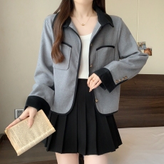 批发实拍2026早春小香风外套大码小金扣法式遮肚子毛呢外套