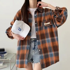 批发<b class='q'>韩版</b>春秋oversize长袖原宿风格子贴标衬衫时尚休闲宽松外套女衬衣