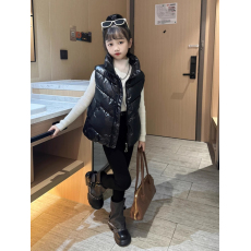 批发实拍秋<b class='q'>冬</b>女童羽绒棉马甲外穿洋气中大童女孩亮面坎肩马夹