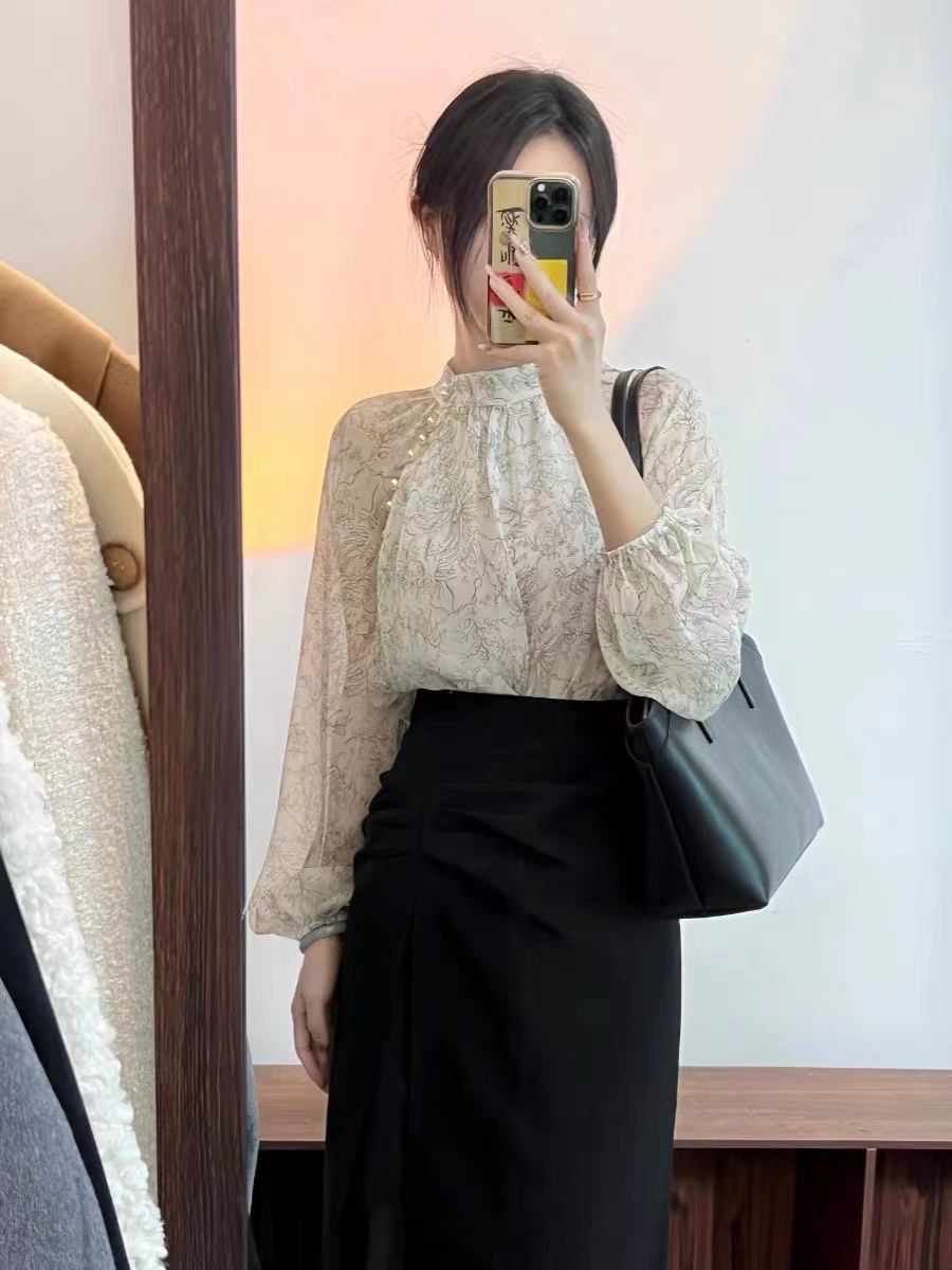 MY1116# 碎花雪纺衬衫女长袖新款宽松气质设计感小衫立领钉珠上衣女裝貨源服裝批發