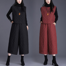 批发实拍 秋冬羽绒棉两件套<b class='q'>装</b>女新款加厚保暖宽松格子马甲中长阔腿<b class='q'>裤</b>
