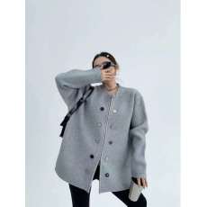 批发优质新品-小众设计感<b class='q'>宽松</b>针织开衫纽扣装饰纯色圆领毛衣火爆外套