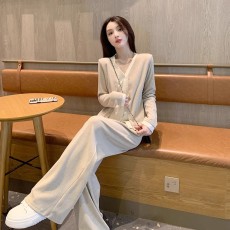 批发慵懒松弛感休闲运动套装女早秋<b class='q'>韩</b>系穿搭时尚洋气宽松阔腿裤两件套