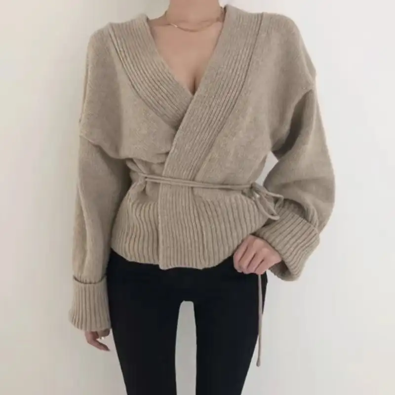 V넥 울 니트 카디건 상세 이미지 1