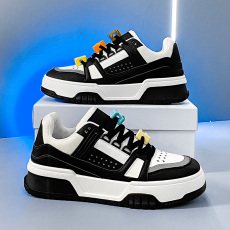 批发秋季新款超纤皮面拼色面包板鞋厚底增高时尚潮搭<b class='q'>韩版</b>休闲运动<b class='q'>男鞋</b>