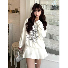 批发华棉复合牛奶丝秋季***甜美芭蕾风舞鞋印花斜肩卫衣女<b class='q'>宽松</b>显瘦