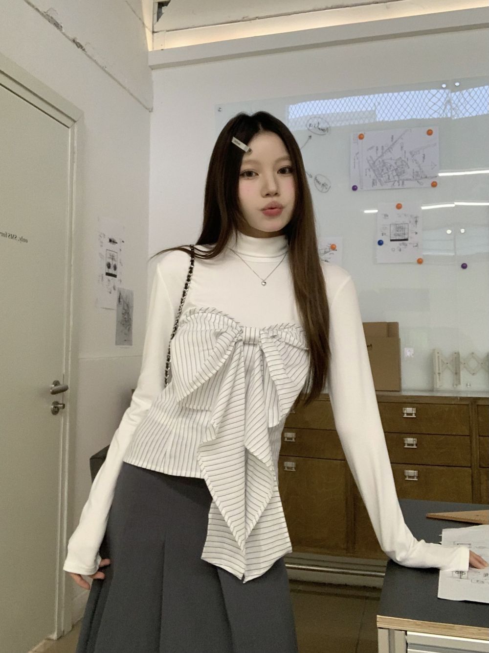 LN59174# 白色高领条纹蝴蝶结抹胸外搭叠穿打底内搭上衣女 服裝批發女裝批發服飾貨源