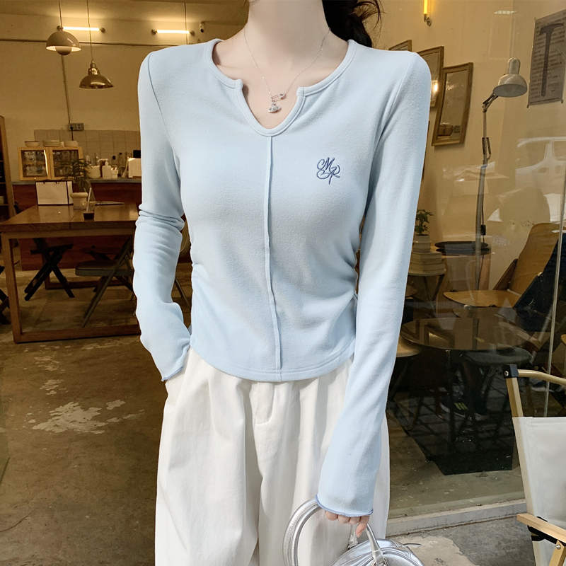 PF23679# 纯欲辣妹v领长袖t恤女新款刺绣字母打底衫修身性感上衣女裝貨源服裝批發