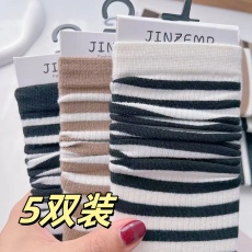 批发堆堆<b class='q'>袜子</b>女士春秋棉袜中筒条纹网红ins咖色长袜日系薄学院乐福鞋