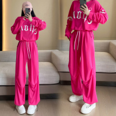 批发实拍2024年早秋新款曳步<b class='q'>舞</b>网红同款长袖上衣<b class='q'>广场</b><b class='q'>舞</b>团体演出服套装