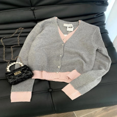 批发早春灰色v领假两件针织开衫女春秋款慵懒风软糯毛衣<b class='q'>外套</b>上衣春装