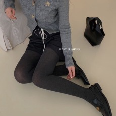 批发<b class='q'>瘦</b><b class='q'>腿</b>薄棉竖条连脚<b class='q'>袜</b>女秋款高腰哑光微压塑形显瘦薄款打底<b class='q'>袜</b>