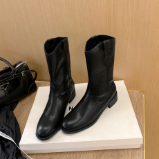 批发2024年10月秋冬新款圆头V口机车粗跟复古西部牛仔短靴女马丁靴