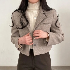 批发chic <b class='q'>韩国</b>冬季复古简约高级西装领单排扣加厚短款毛呢子西装外套