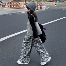 批发女童秋季休闲宽松洋气运动<b class='q'>裤</b>2026春秋新款女孩马甲T恤<b class='q'>裤</b>子三件套