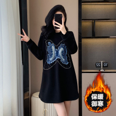 批发大码休闲连衣裙2024冬新款牛仔刺绣烫钻时尚宽松设计感加绒卫衣裙