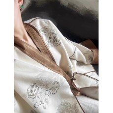 批发唐装新中式老钱风独特超好看高级感小个子咖色V领盘扣外套女<b class='q'>春</b>季