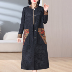 批发新中式品牌<b class='q'>专柜</b><b class='q'>正品</b>女高端风衣2024新款中长款复古优雅妈妈外套