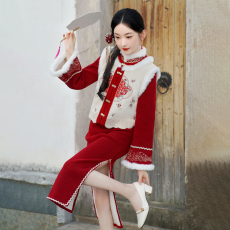 批发岁禧<b class='q'>春</b>祺 改良旗袍绣花比甲套装女新款2025年秋冬