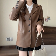批发实拍2025秋冬<b class='q'>女</b>装时尚英伦风<b class='q'>小</b><b class='q'>西服</b>高级感西装外套