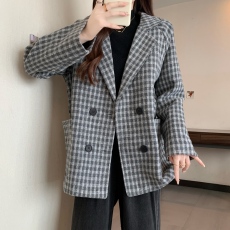 批发实拍冬装大码<b class='q'>女装</b>宽松夹棉加厚格子西装呢子大衣外套