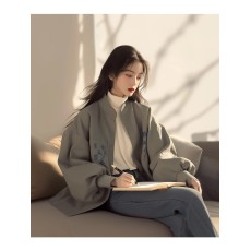 批发2025秋季新款小个子韩系穿搭又a又飒高级感灰色印花灯笼袖外套女