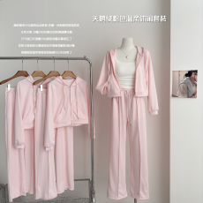 批发famouswang2024年秋季新款气质<b class='q'>天鹅</b>绒粉色温柔休闲套装