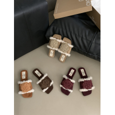 批发复古新中式玫瑰花毛毛拖鞋女外穿2024秋<b class='q'>冬</b>新款绒面仙女一字拖棉拖