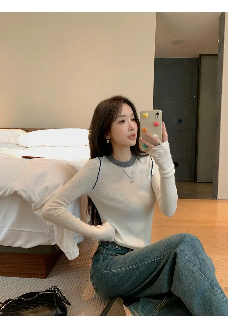 배색 라운드넥 긴소매 니트 상세 이미지 14