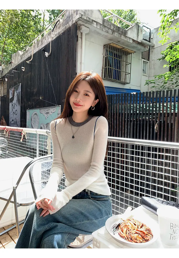 배색 라운드넥 긴소매 니트 상세 이미지 25