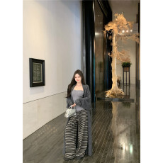 实拍实价慵懒松弛感宽松毛衣开衫针织背心条纹裤套装