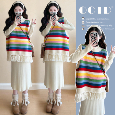 批发实拍~2024秋<b class='q'>冬</b>新品韩版时尚条纹流苏马甲+软糯打底裙套装